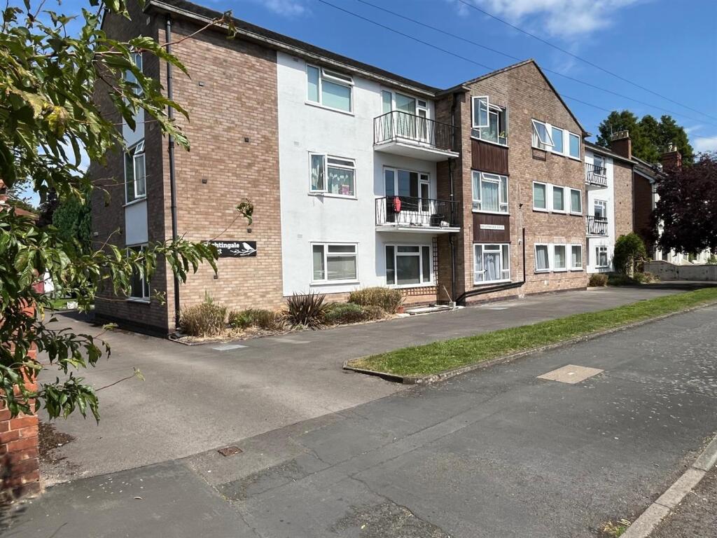 2 bed 1st Floor Flat for rent in Whitnash. From Margetts - Warwick