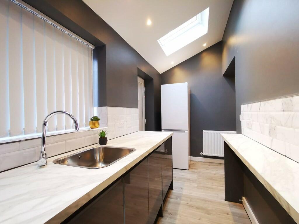 3 bed 1st Floor Flat for rent in Liverpool. From MCR Move - Manchester 3 bed 1st Floor Flat for rent in Liverpool. From MCR Move - Manchester