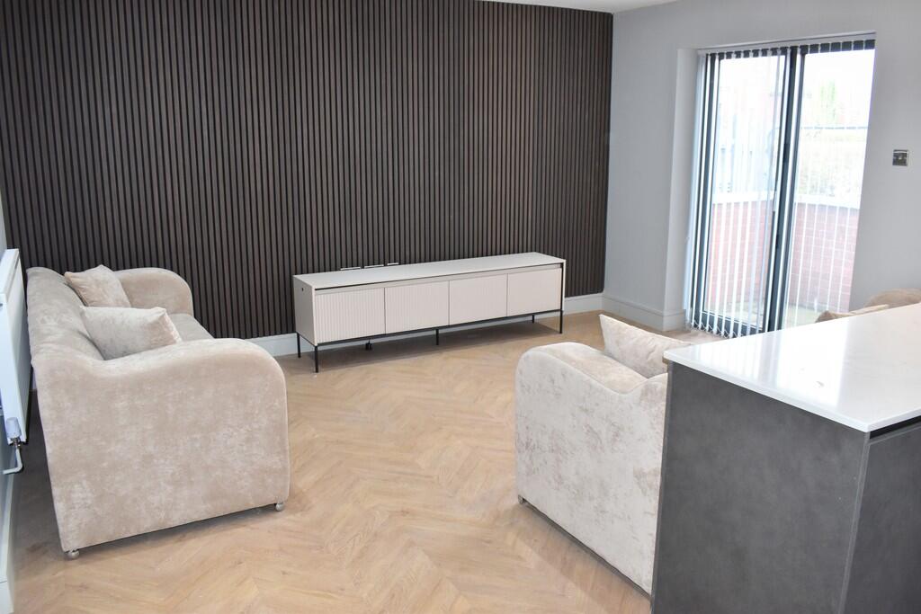 4 bed Mid Terraced House for rent in Manchester. From MCR Move - Manchester