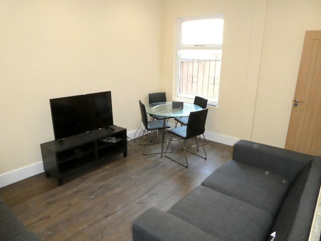 5 bed End of Terrace for rent in Manchester. From MCR Move - Manchester