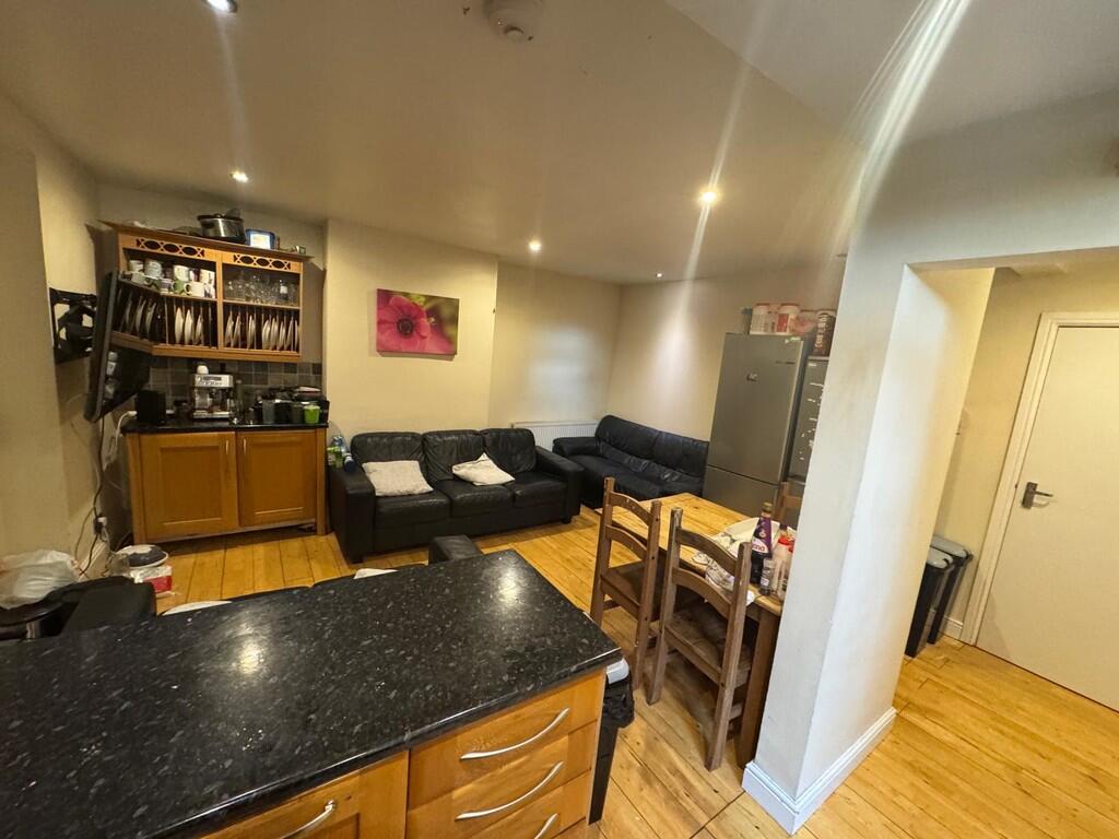 1 bed Semi Detached for rent in Manchester. From MCR Move - Manchester