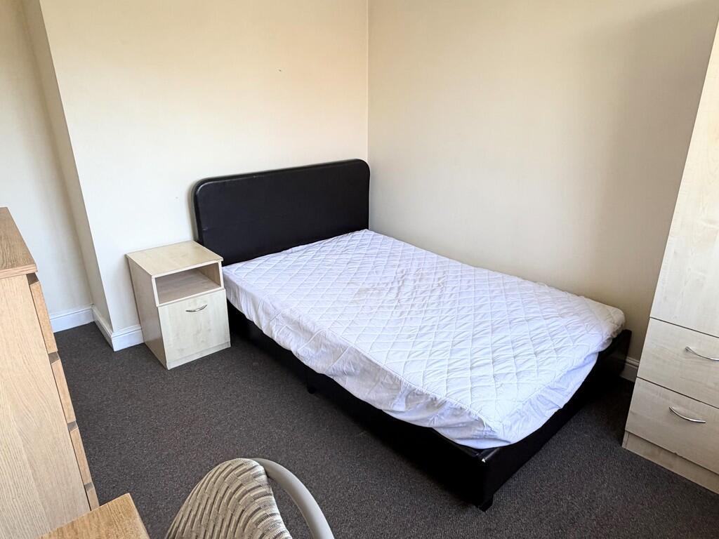 1 bed Semi Detached for rent in Manchester. From MCR Move - Manchester