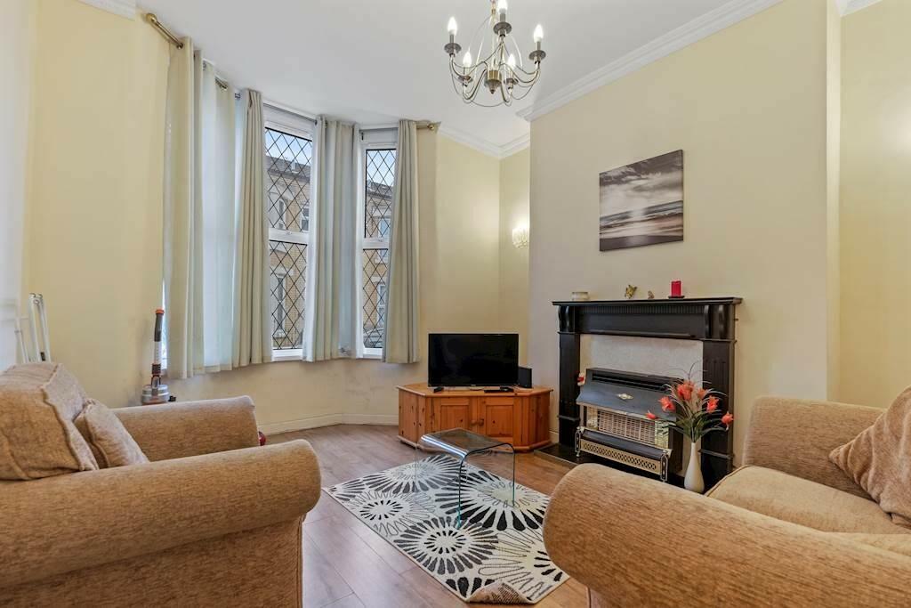 4 bed Mid Terraced House for rent in Liverpool. From MCR Move - Manchester