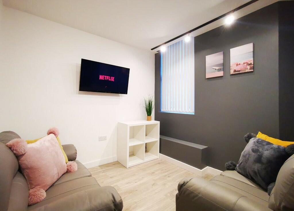 3 bed 1st Floor Flat for rent in Liverpool. From MCR Move - Manchester