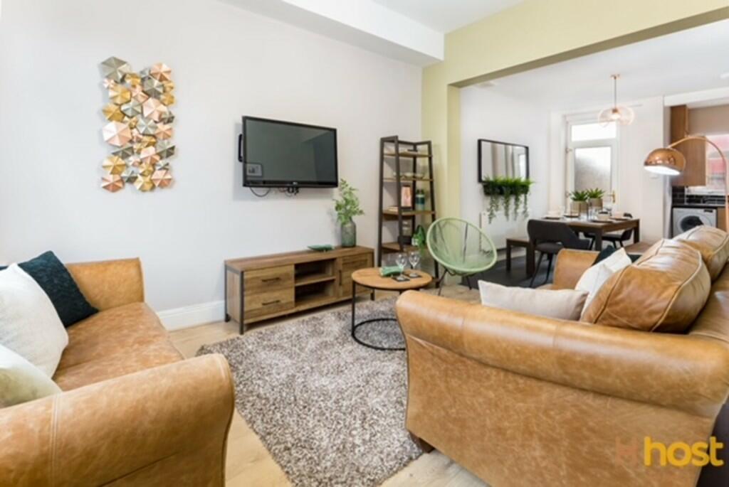4 bed Mid Terraced House for rent in Liverpool. From MCR Move - Manchester 4 bed Mid Terraced House for rent in Liverpool. From MCR Move - Manchester
