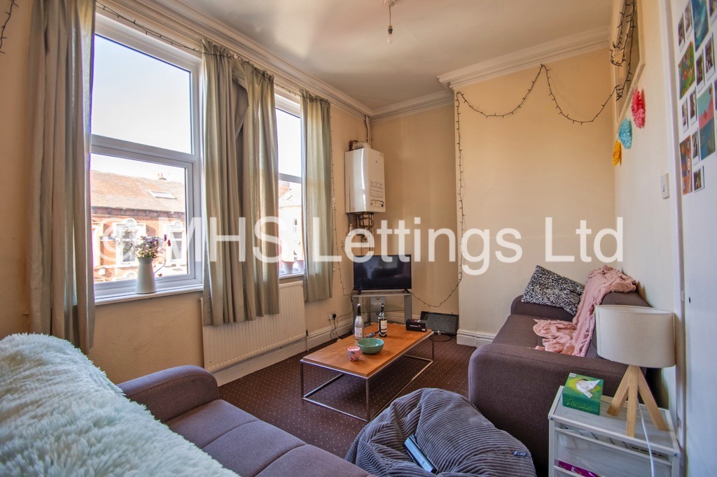 6 bed Apartment for rent in Leeds. From MHS Lettings - Leeds