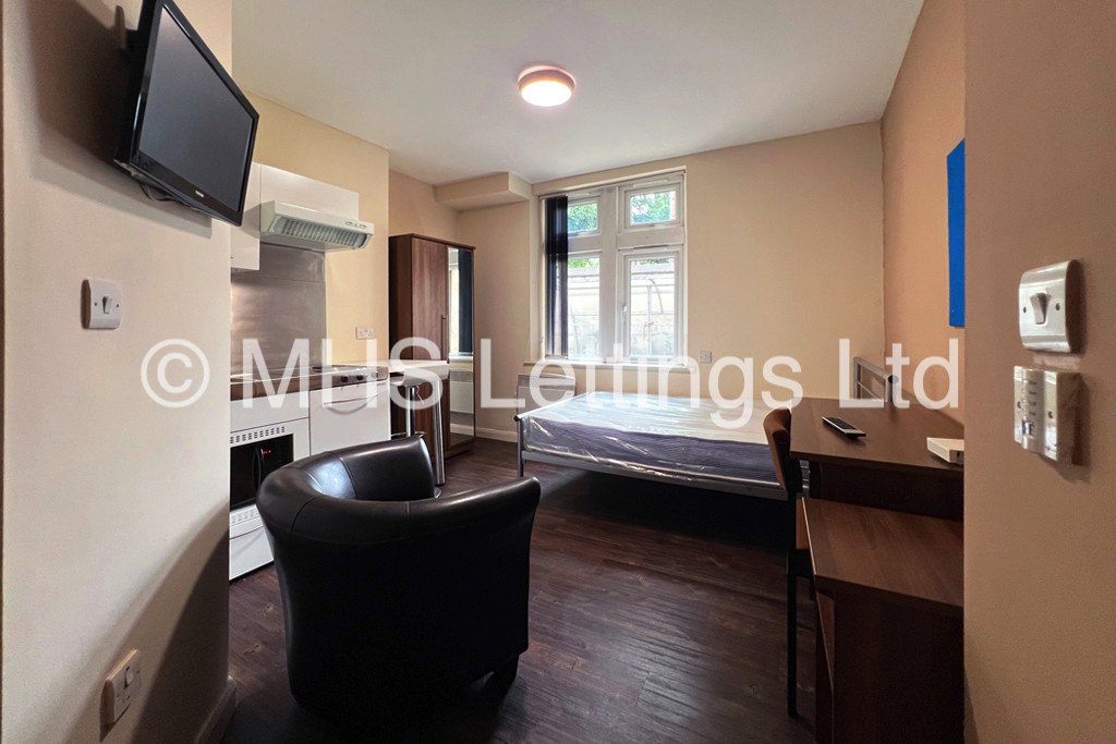 1 bed Apartment for rent in Leeds. From MHS Lettings - Leeds