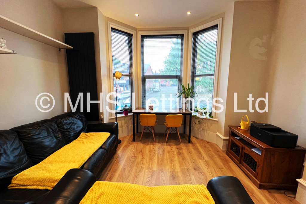 2 bed 1st Floor Flat for rent in Leeds. From MHS Lettings - Leeds