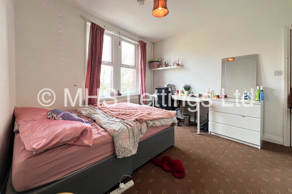 1 bed End of Terrace for rent in Leeds. From MHS Lettings - Leeds