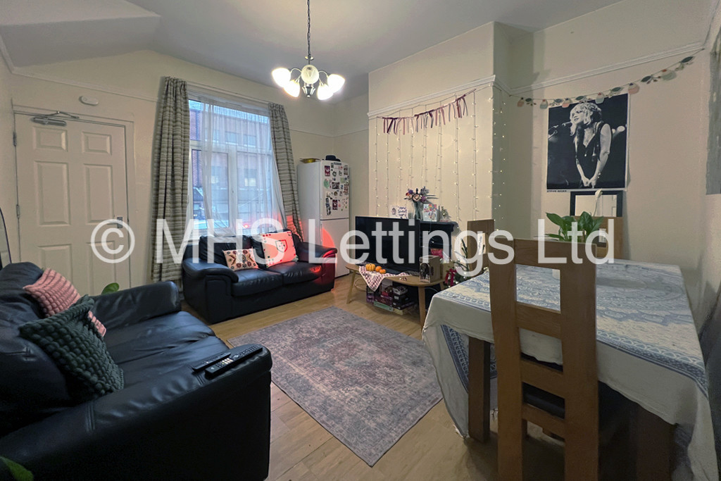4 bed Mid Terraced House for rent in Leeds. From MHS Lettings - Leeds