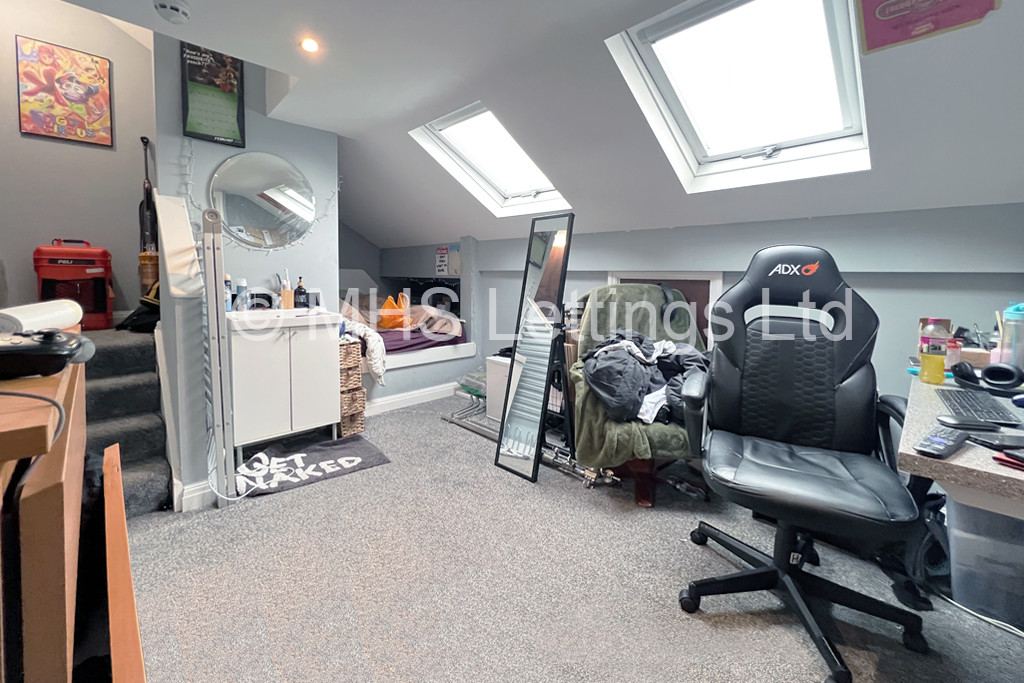 1 bed Studio for rent in Leeds. From MHS Lettings - Leeds
