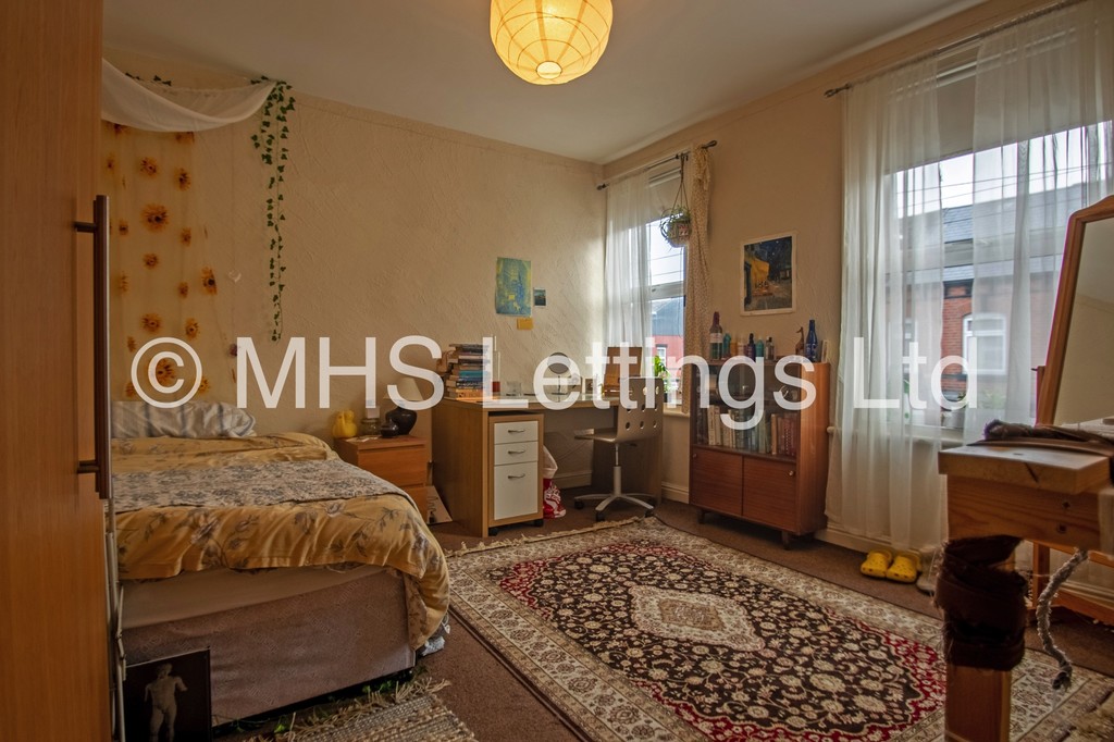 1 bed Mid Terraced House for rent in Leeds. From MHS Lettings - Leeds 1 bed Mid Terraced House for rent in Leeds. From MHS Lettings - Leeds