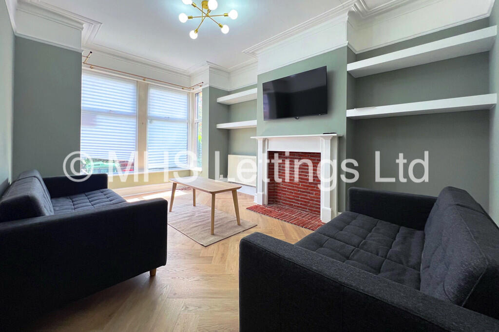 6 bed Mid Terraced House for rent in Leeds. From MHS Lettings - Leeds