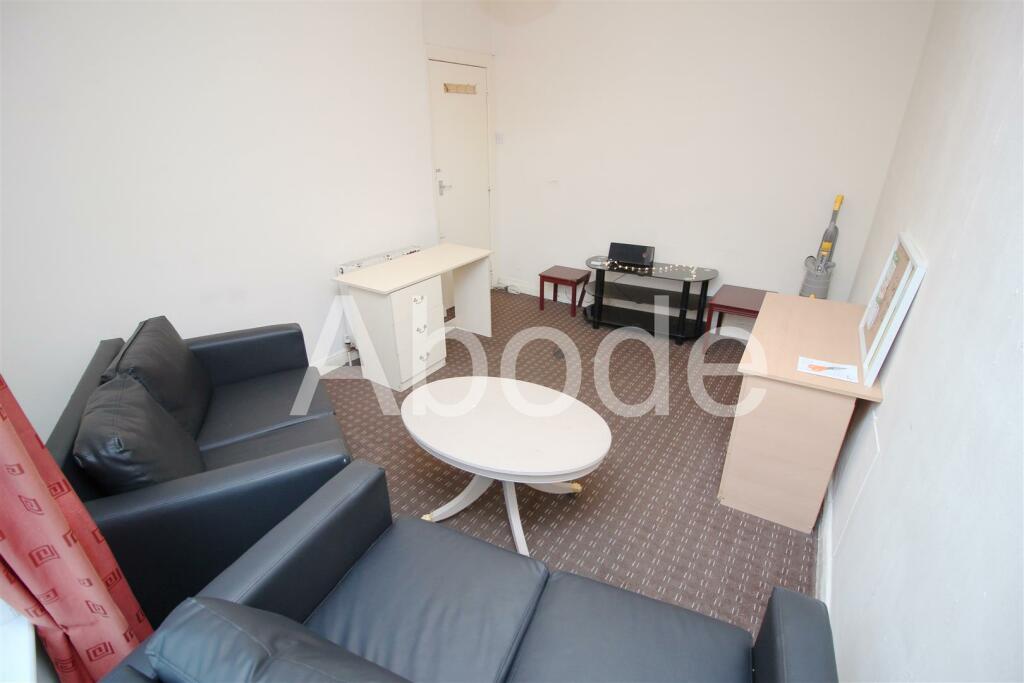 3 bed Detached for rent in Leeds. From Abode - Leeds