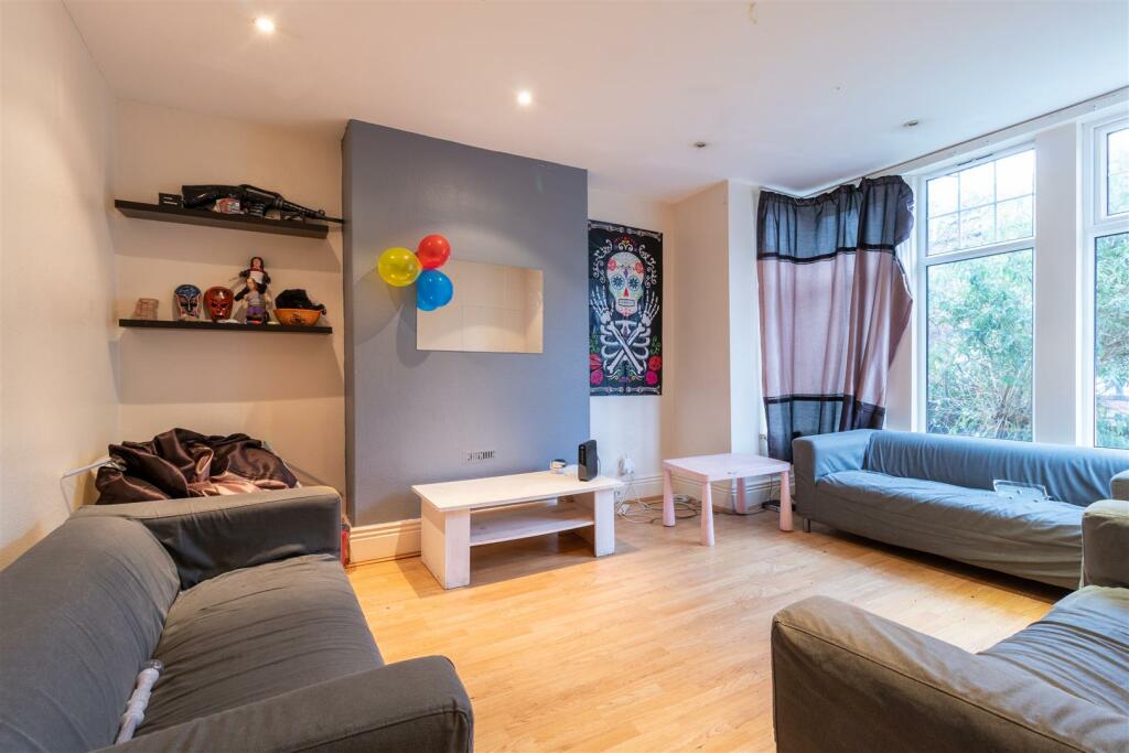 7 bed Detached for rent in Leeds. From Abode - Leeds