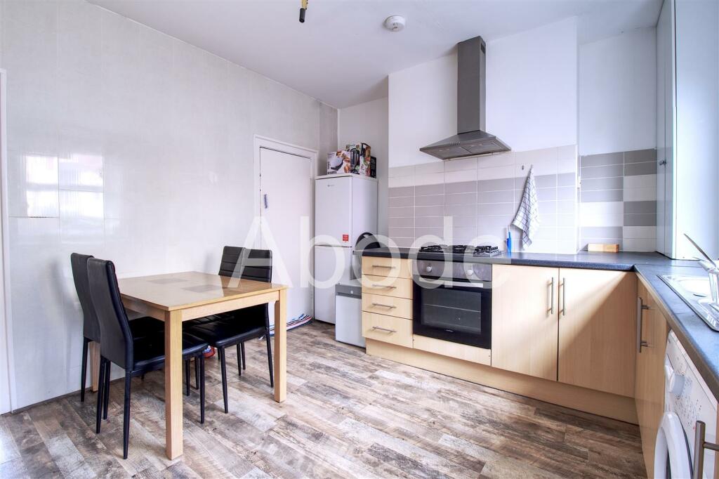 3 bed Detached for rent in Leeds. From Abode - Leeds