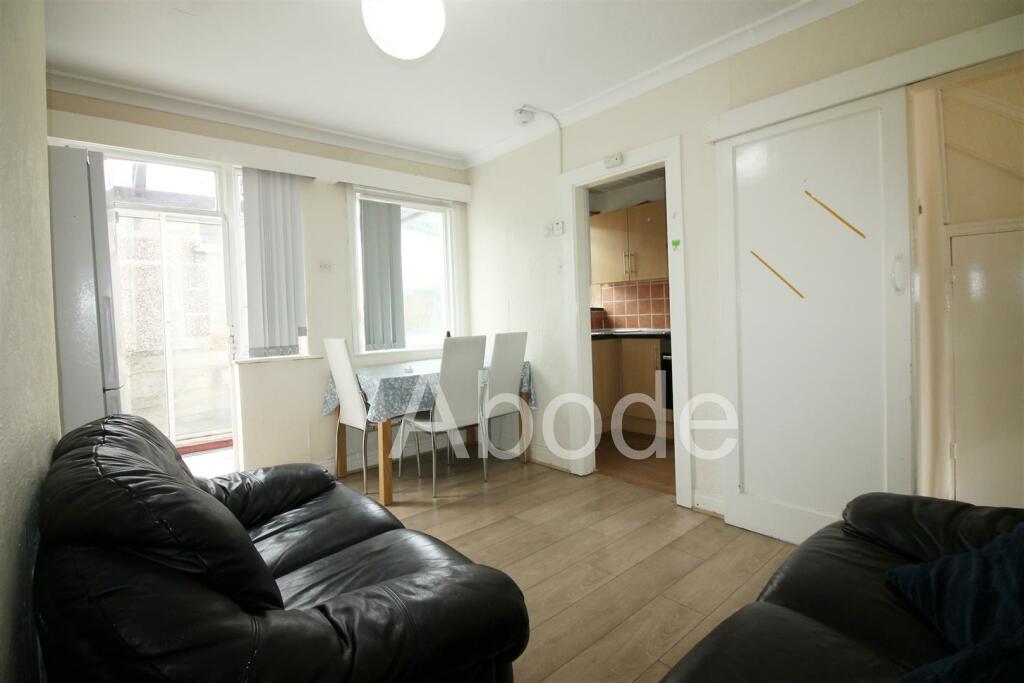 3 bed Detached for rent in Leeds. From Abode - Leeds