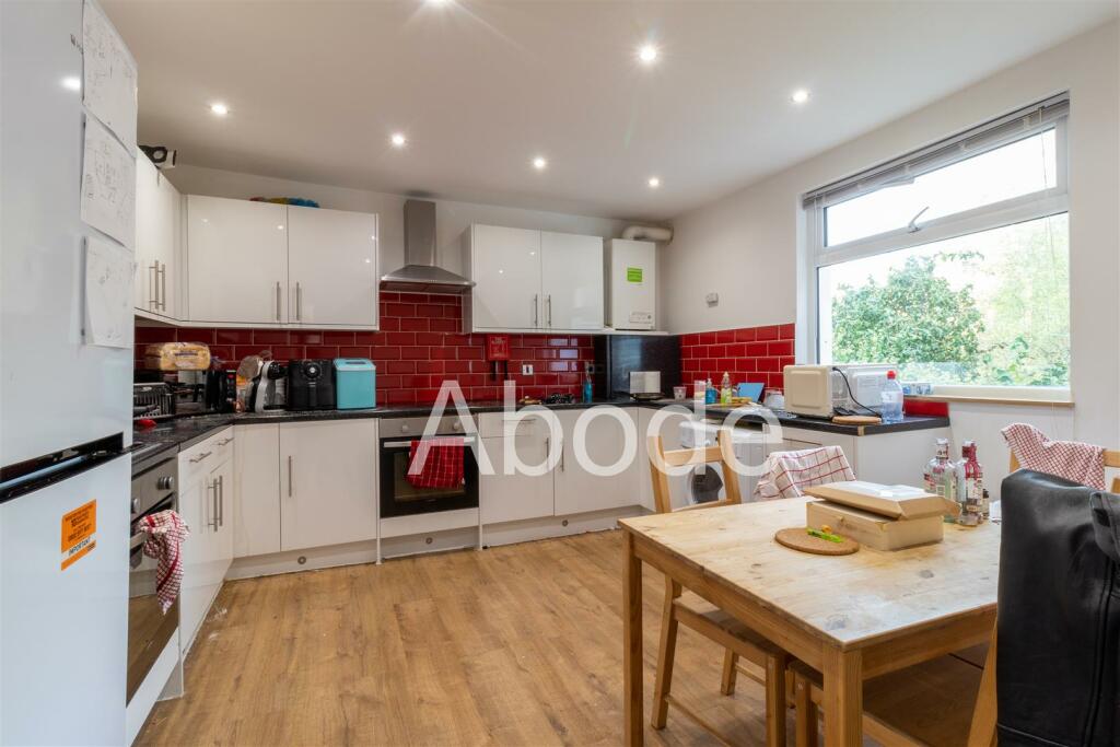 6 bed Detached for rent in Leeds. From Abode - Leeds