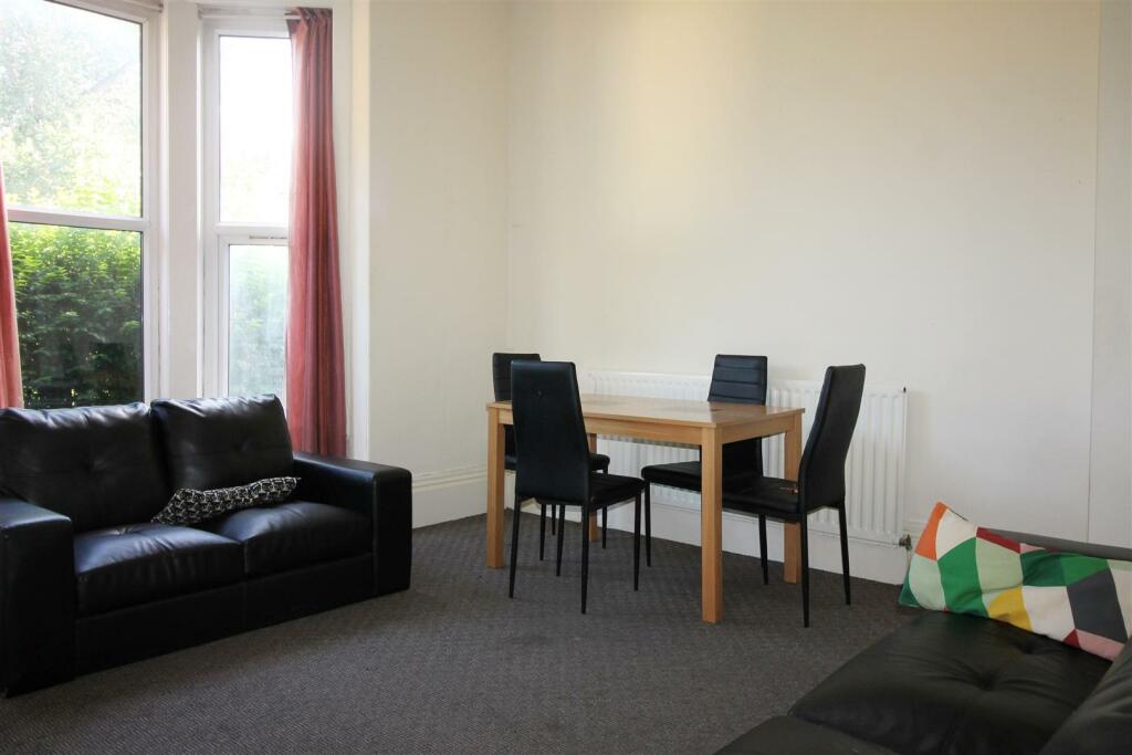4 bed 1st Floor Flat for rent in Leeds. From Abode - Leeds