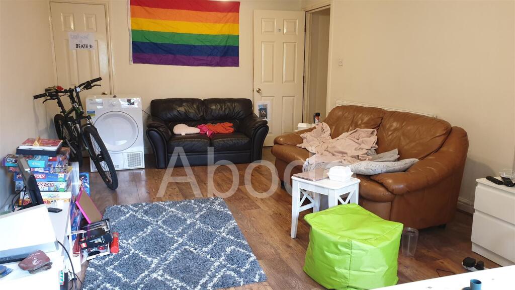 2 bed 1st Floor Flat for rent in Bramhope. From Abode - Leeds