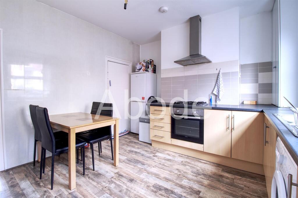 3 bed Detached for rent in Leeds. From Abode - Leeds