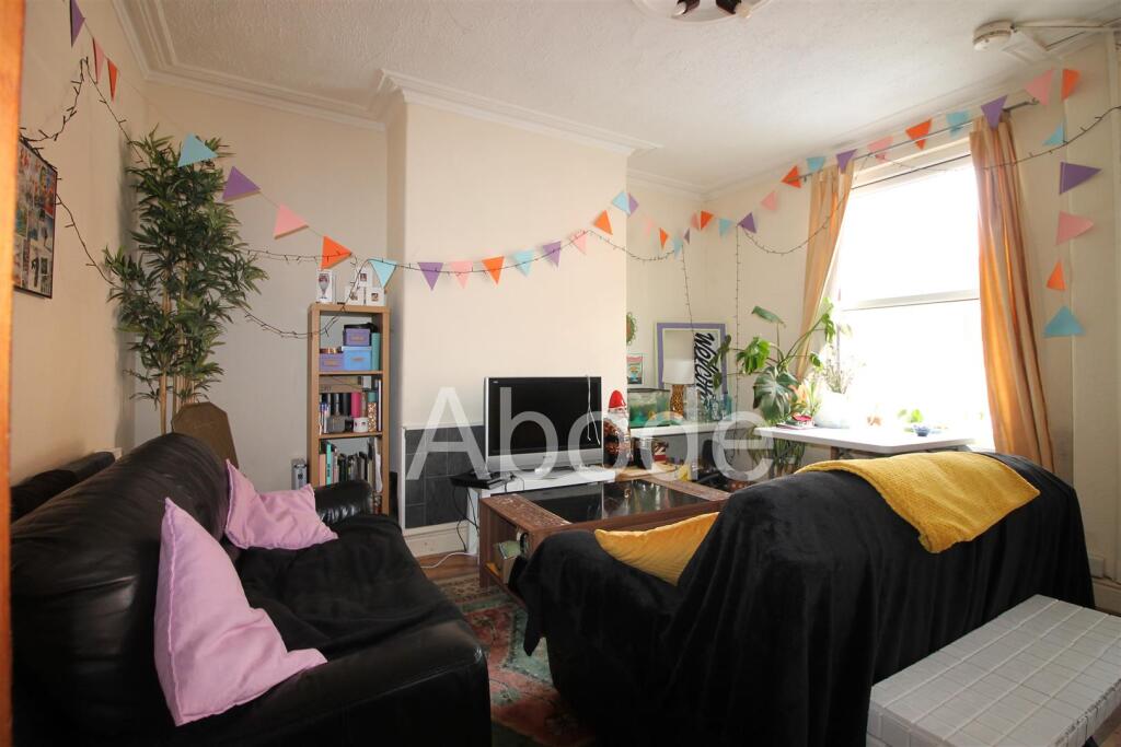 2 bed Detached for rent in Leeds. From Abode - Leeds