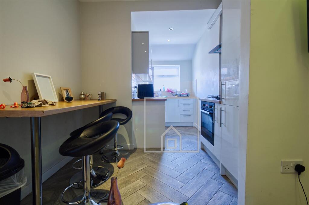 3 bed 1st Floor Flat for rent in Leeds. From Abode - Leeds