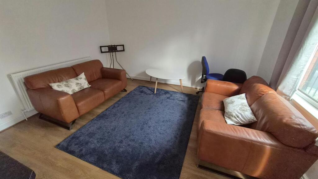 2 bed Detached for rent in Leeds. From Abode - Leeds 2 bed Detached for rent in Leeds. From Abode - Leeds