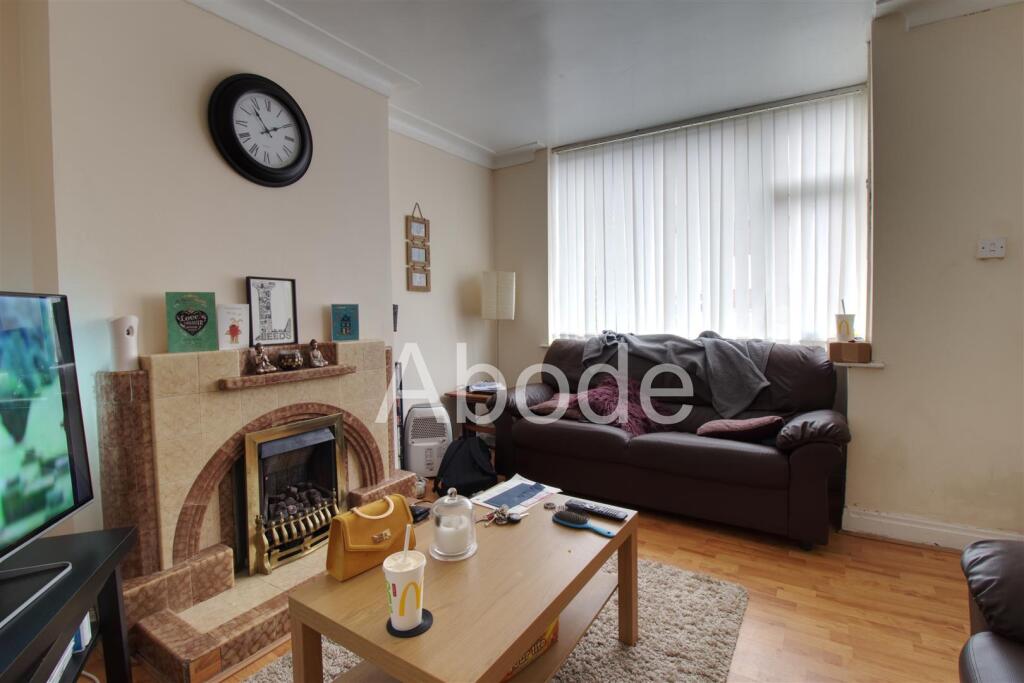 2 bed Detached for rent in Leeds. From Abode - Leeds