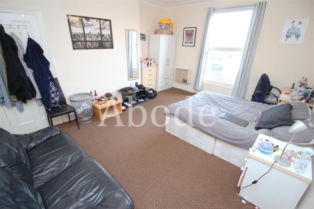 6 bed Detached for rent in Leeds. From Abode - Leeds