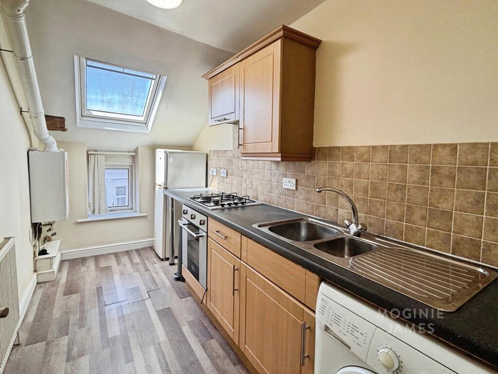 1 bed 1st Floor Flat for rent in Cardiff. From Moginie James - Roath
