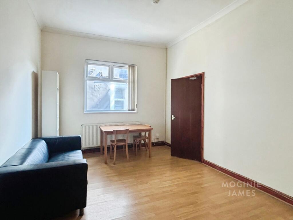 1 bed 1st Floor Flat for rent in Cardiff. From Moginie James - Roath