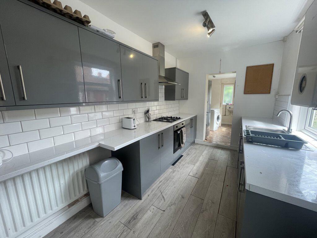 3 bed Mid Terraced House for rent in Stoughton. From Barkers - Leicester