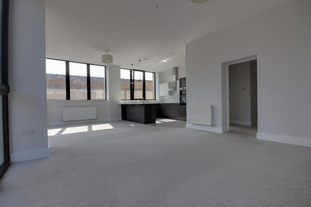 2 bed Apartment for rent in Gloucester. From Naylor Powell - Gloucester 2 bed Apartment for rent in Gloucester. From Naylor Powell - Gloucester