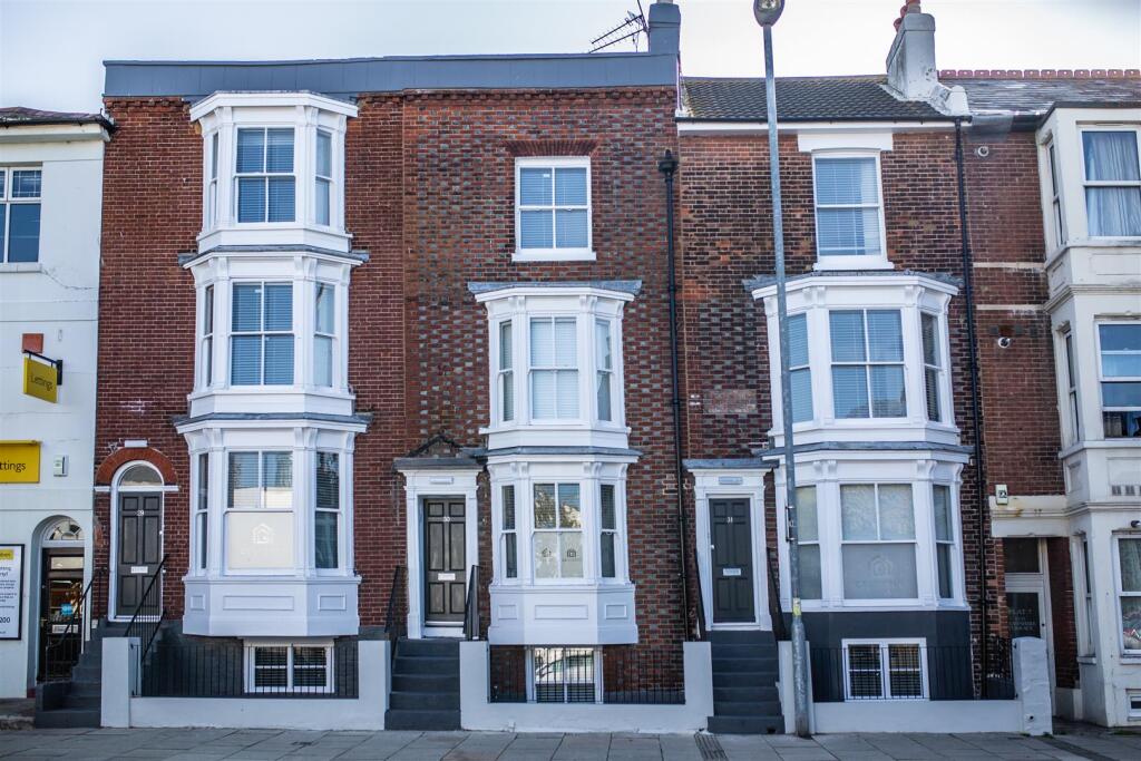 6 bed Mid Terraced House for rent in Portsmouth. From NEXA Properties - Southsea