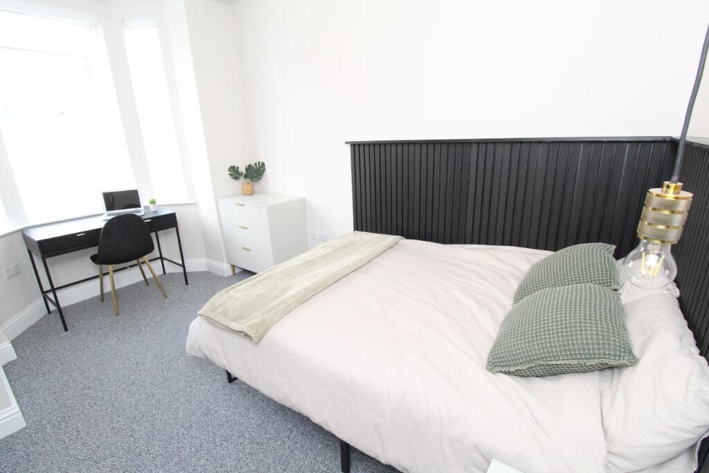 5 bed Semi Detached for rent in Wilford. From Nicholas Humphreys - Nottingham
