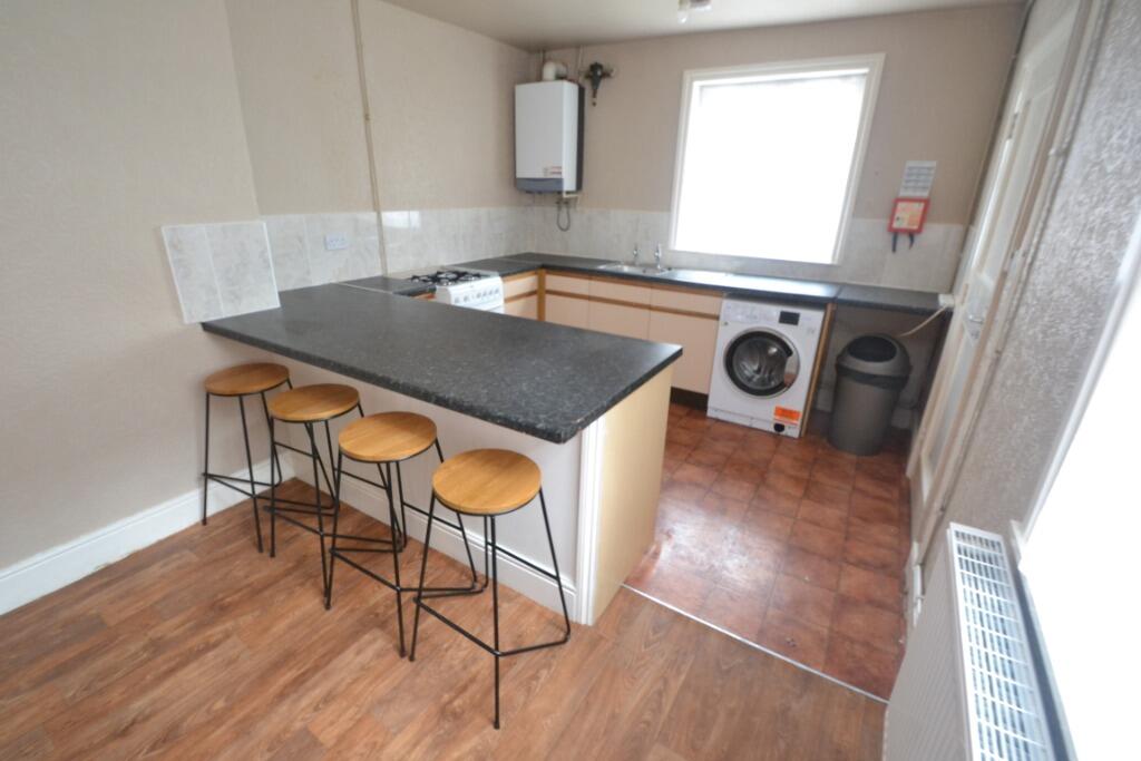 4 bed Semi Detached for rent in West Bridgford. From Nicholas Humphreys - Nottingham