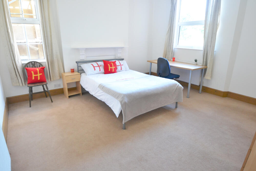7 bed Detached for rent in West Bridgford. From Nicholas Humphreys - Nottingham