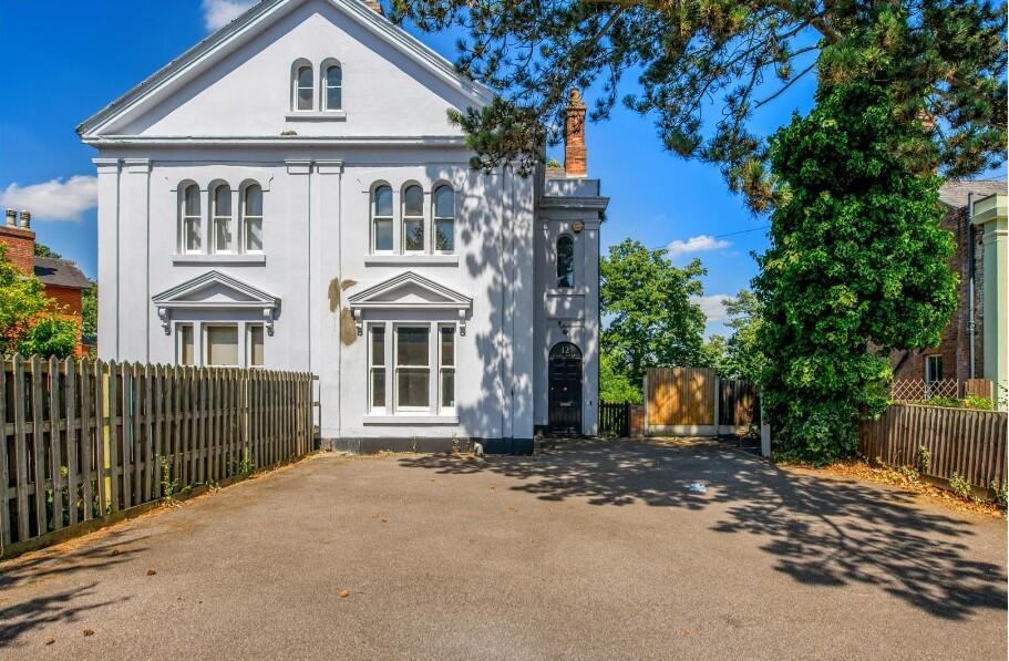 8 bed Detached for rent in Nottingham. From Nicholas Humphreys - Nottingham