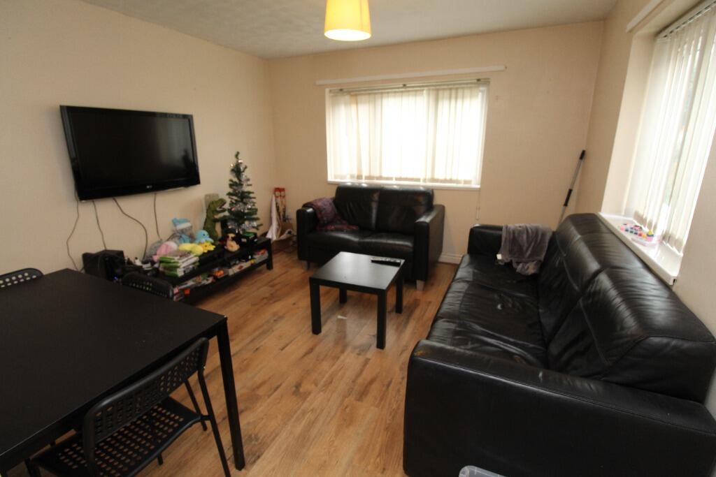 6 bed Semi Detached for rent in Nottingham. From Nicholas Humphreys - Nottingham 6 bed Semi Detached for rent in Nottingham. From Nicholas Humphreys - Nottingham