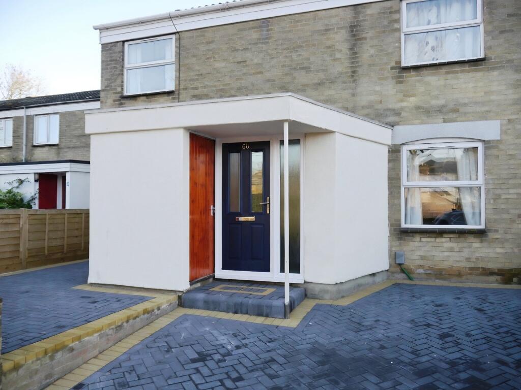 5 bed Mid Terraced House for rent in Elsfield. From Northwood - Oxford