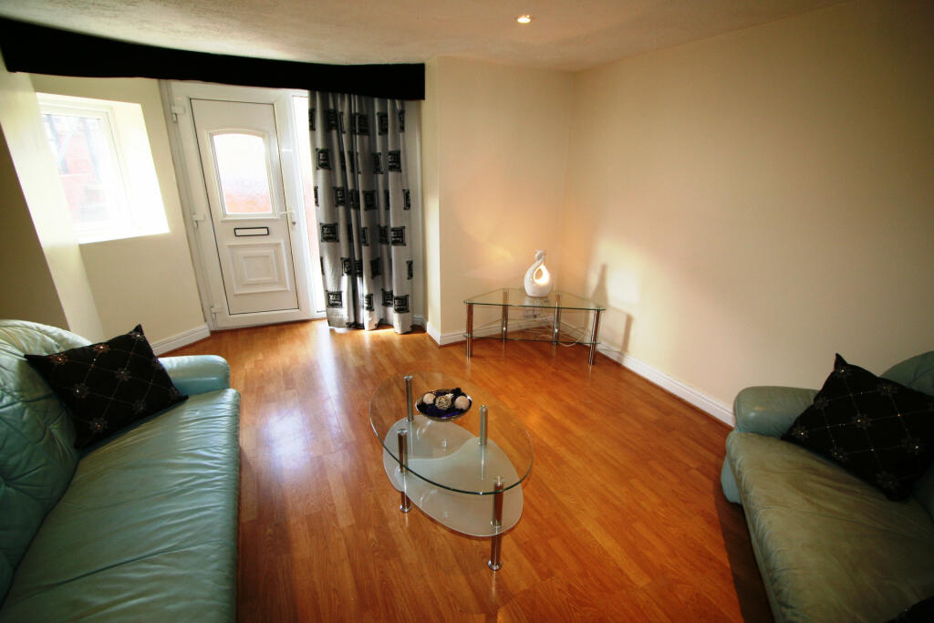 1 bed 1st Floor Flat for rent in Leeds. From Parklane - Headingley