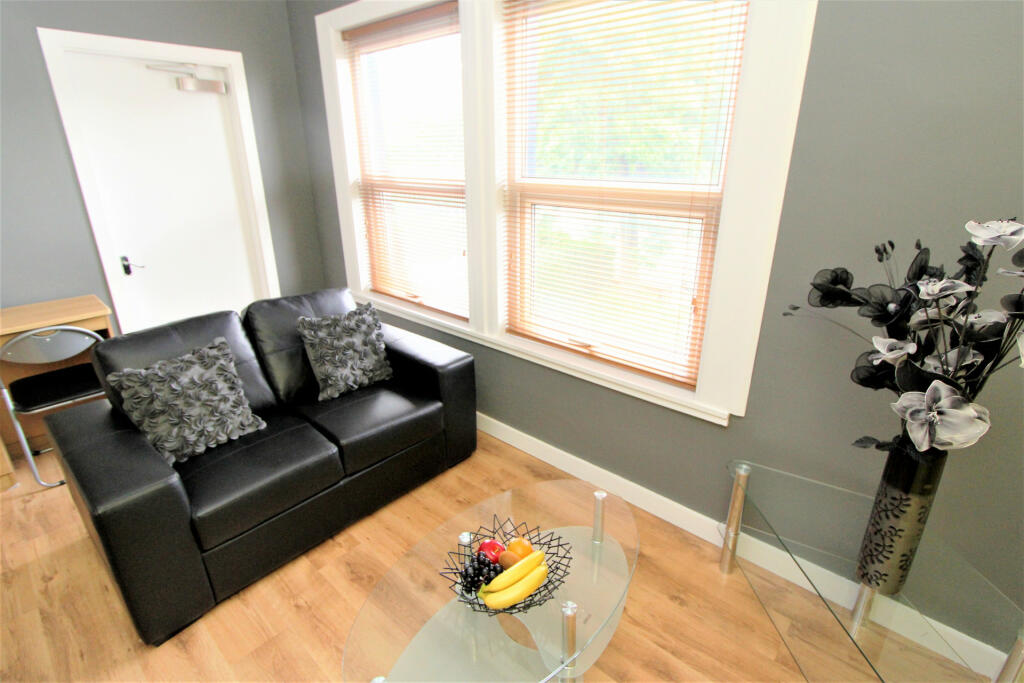 1 bed 1st Floor Flat for rent in Leeds. From Parklane - Headingley 1 bed 1st Floor Flat for rent in Leeds. From Parklane - Headingley