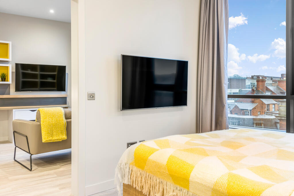 1 bed Private Halls for rent in Lincoln. From Parklane - Headingley