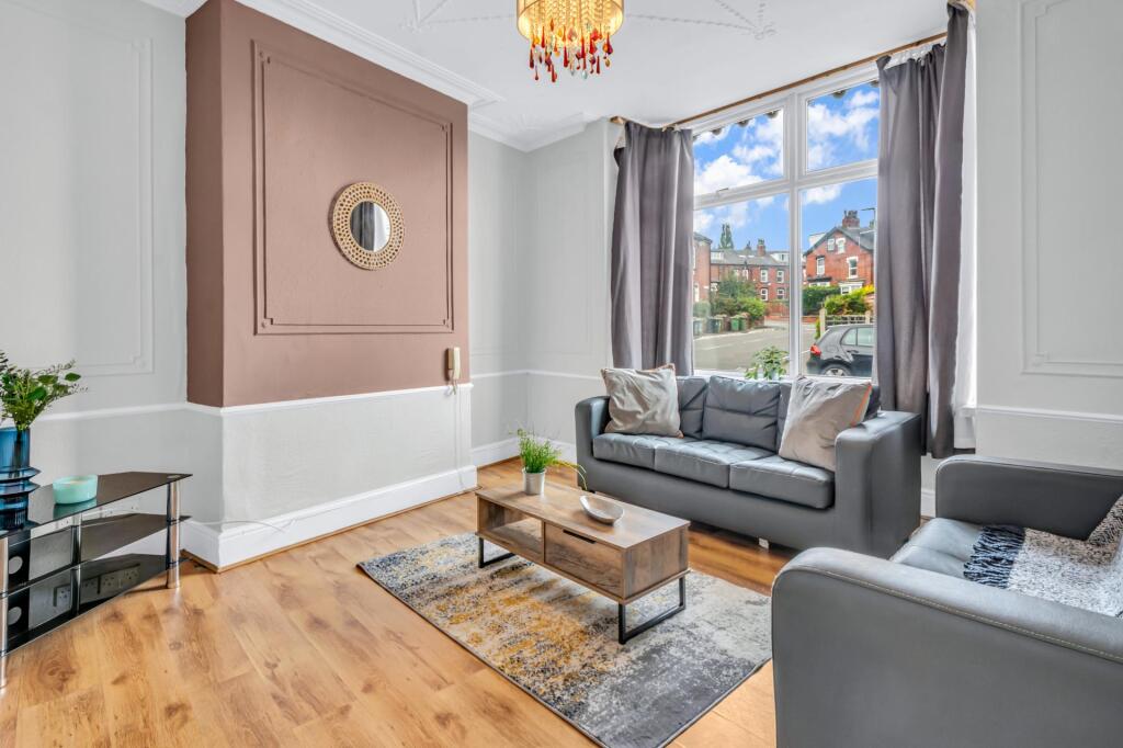 4 bed Detached for rent in Leeds. From Parklane - Headingley