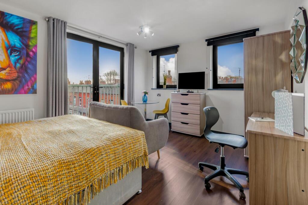 1 bed 1st Floor Flat for rent in Leeds. From Parklane - Headingley