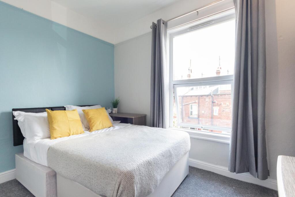 1 bed House Share for rent in Leeds. From Parklane - Headingley