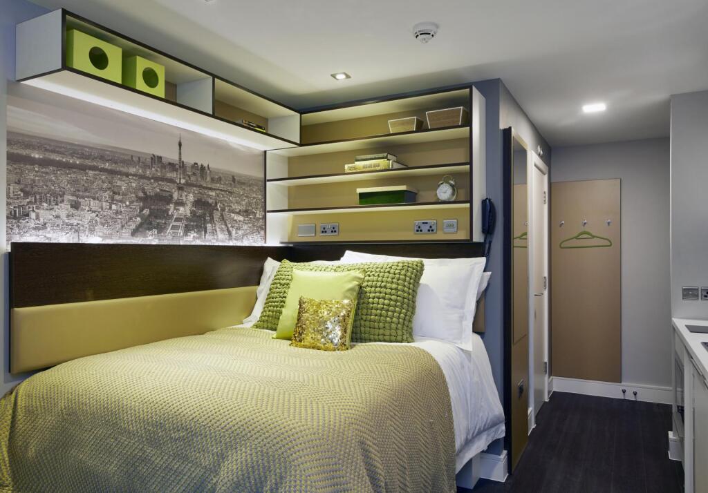1 bed Private Halls for rent in Leeds. From Parklane - Headingley