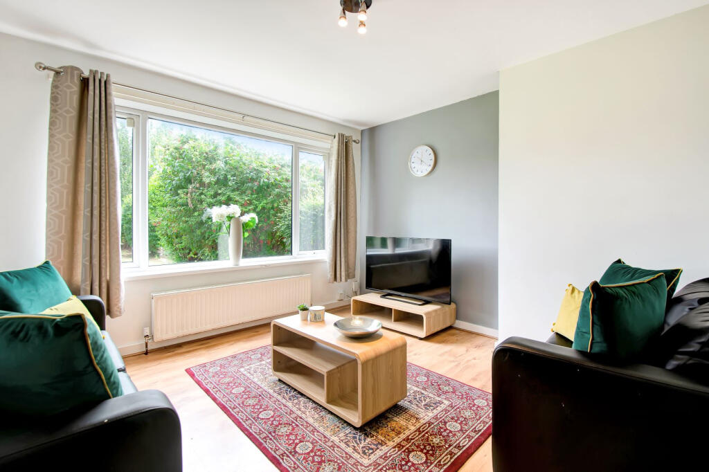 4 bed Detached for rent in Leeds. From Parklane - Headingley