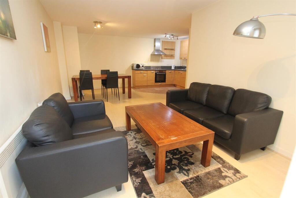 2 bed 1st Floor Flat for rent in Leeds. From Parklane - Leeds 2 bed 1st Floor Flat for rent in Leeds. From Parklane - Leeds